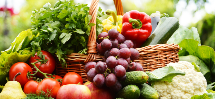 Fruits et légumes, produits laitiers, viande, boissons et produits d'épicerie Bon pour des fruits et légumes bio et locaux mais également des produits laitiers, de la viande et de l'épicerie